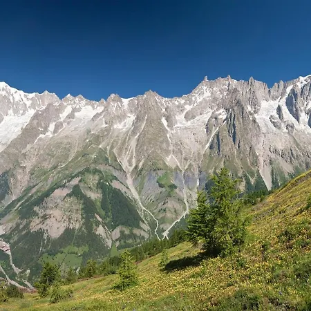 Wildhomes Peuterey 1 * Courmayeur